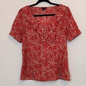 Banana Republic V neck red beige Medium top  short sleeve